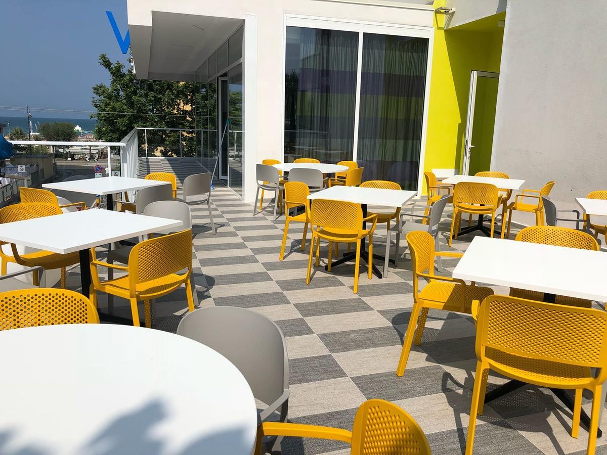 Hotel Rainbow ***S Ρίμινι Εξωτερικό φωτογραφία