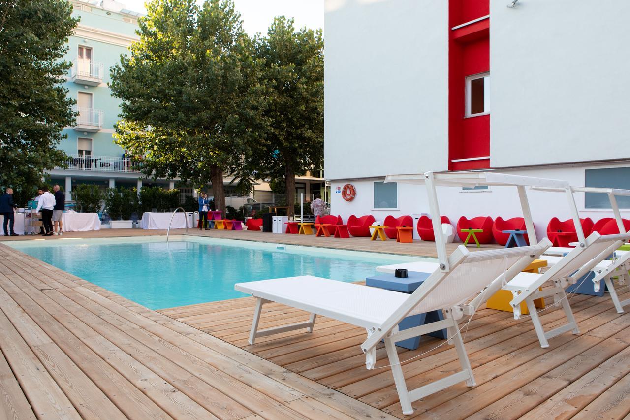 Hotel Rainbow ***S Ρίμινι Εξωτερικό φωτογραφία