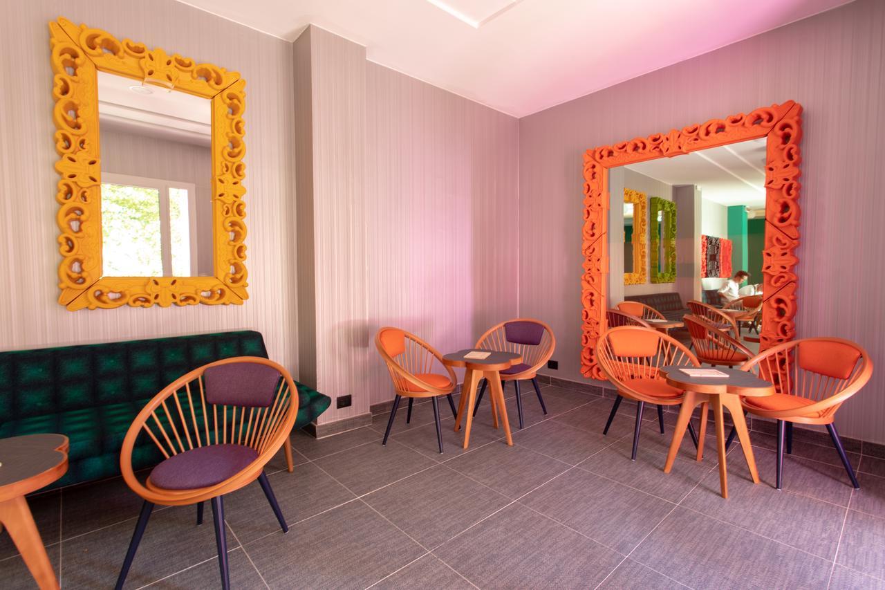 Hotel Rainbow ***S Ρίμινι Εξωτερικό φωτογραφία