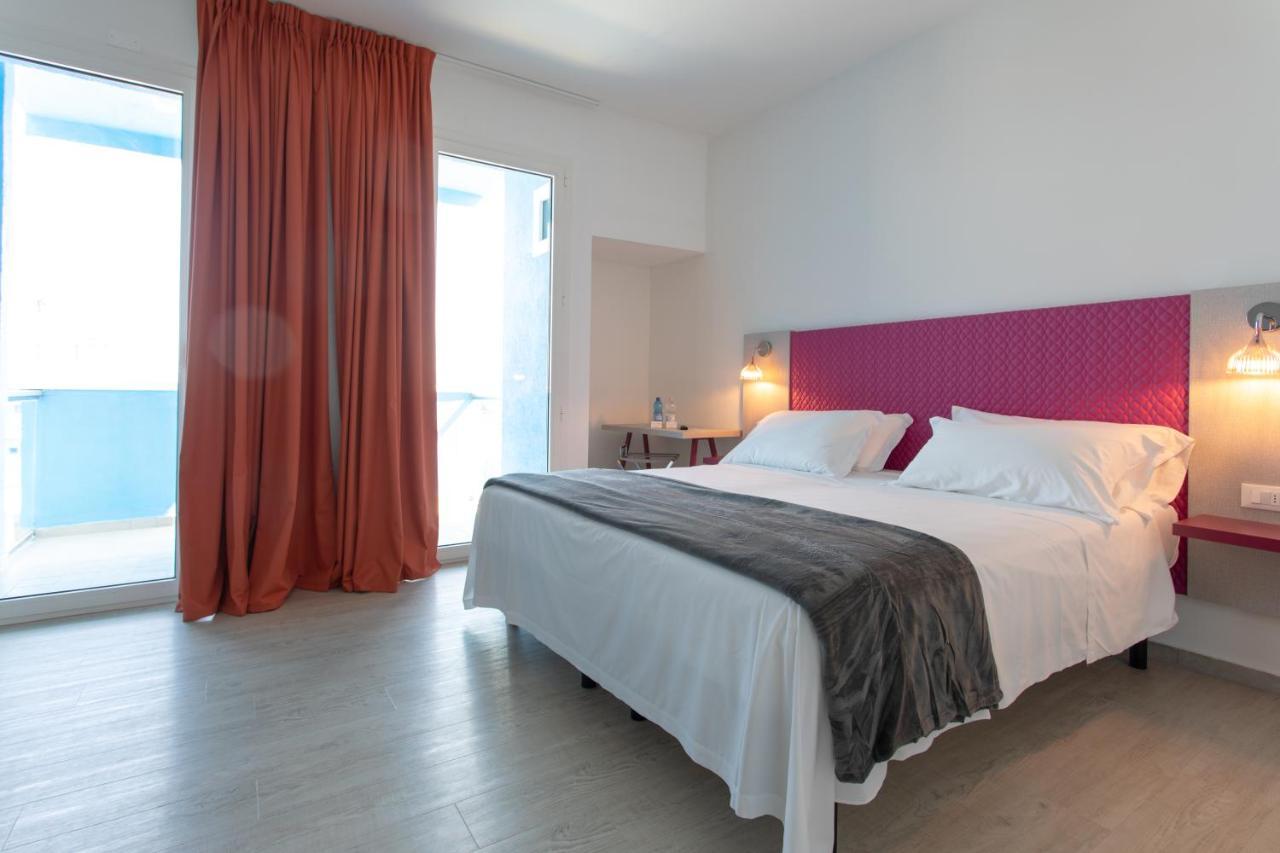 Hotel Rainbow ***S Ρίμινι Εξωτερικό φωτογραφία
