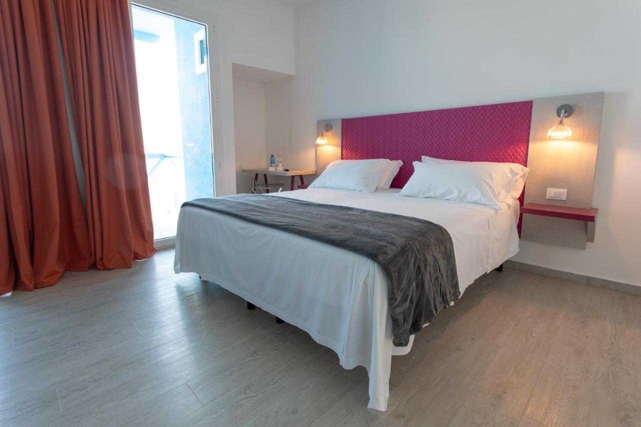 Hotel Rainbow ***S Ρίμινι Εξωτερικό φωτογραφία